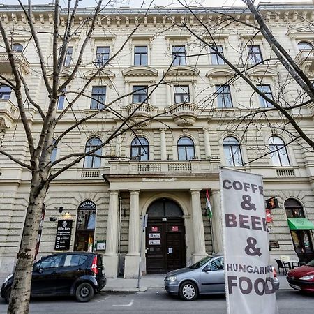 Bpr Luxurious & Stylish Duplex Home Budapest Exterior photo