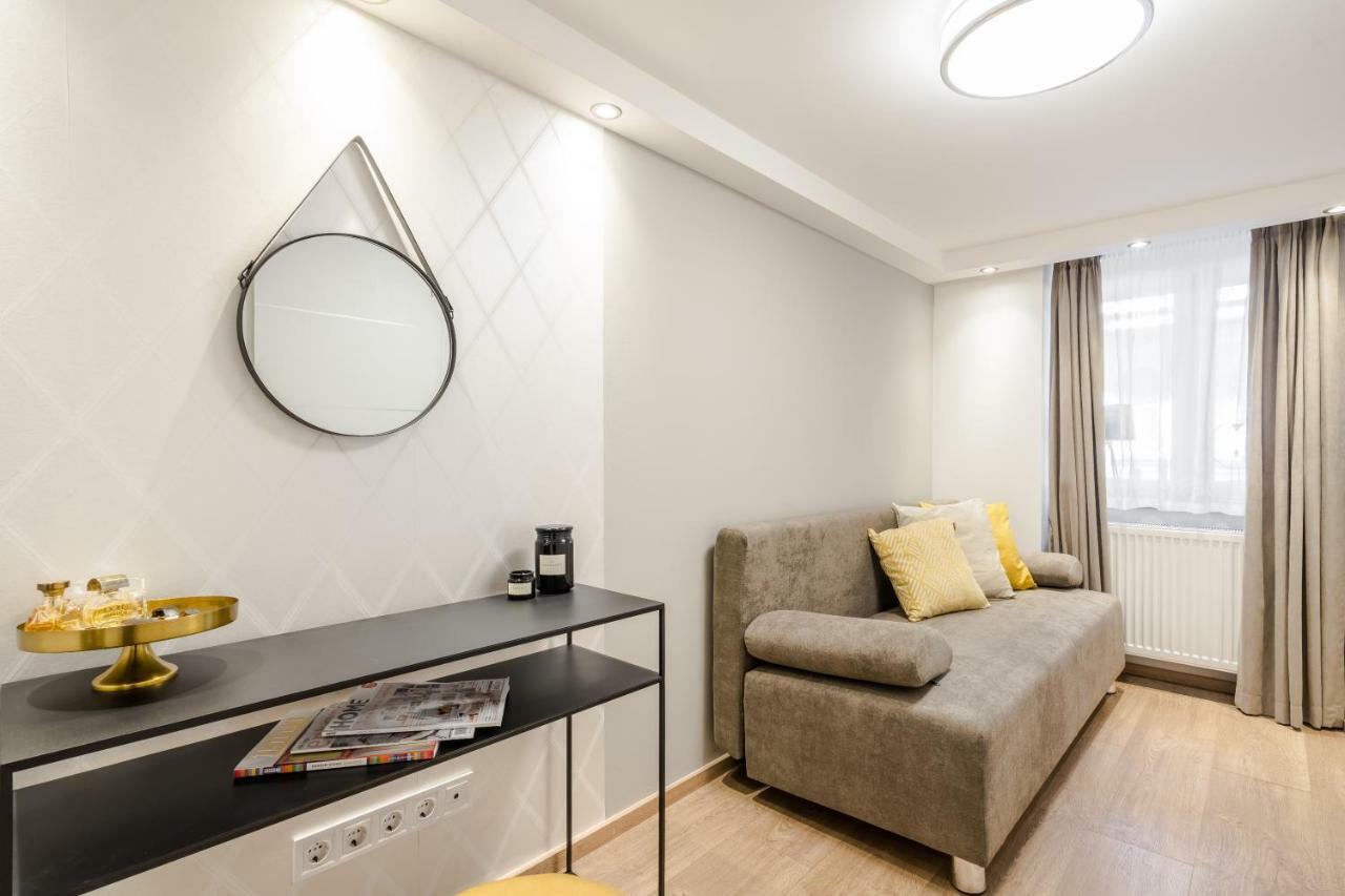 Bpr Luxurious & Stylish Duplex Home Budapest Exterior photo