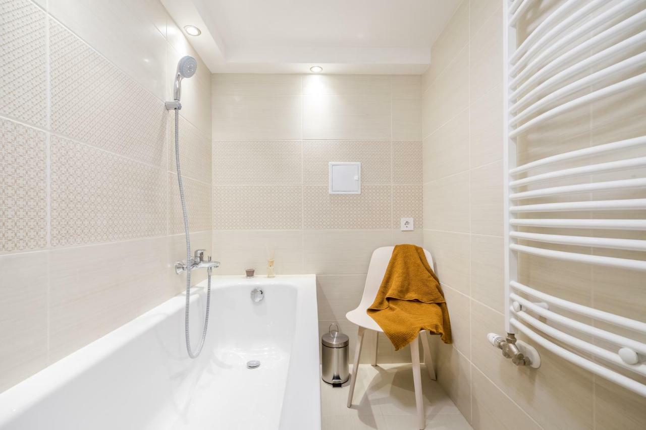 Bpr Luxurious & Stylish Duplex Home Budapest Exterior photo